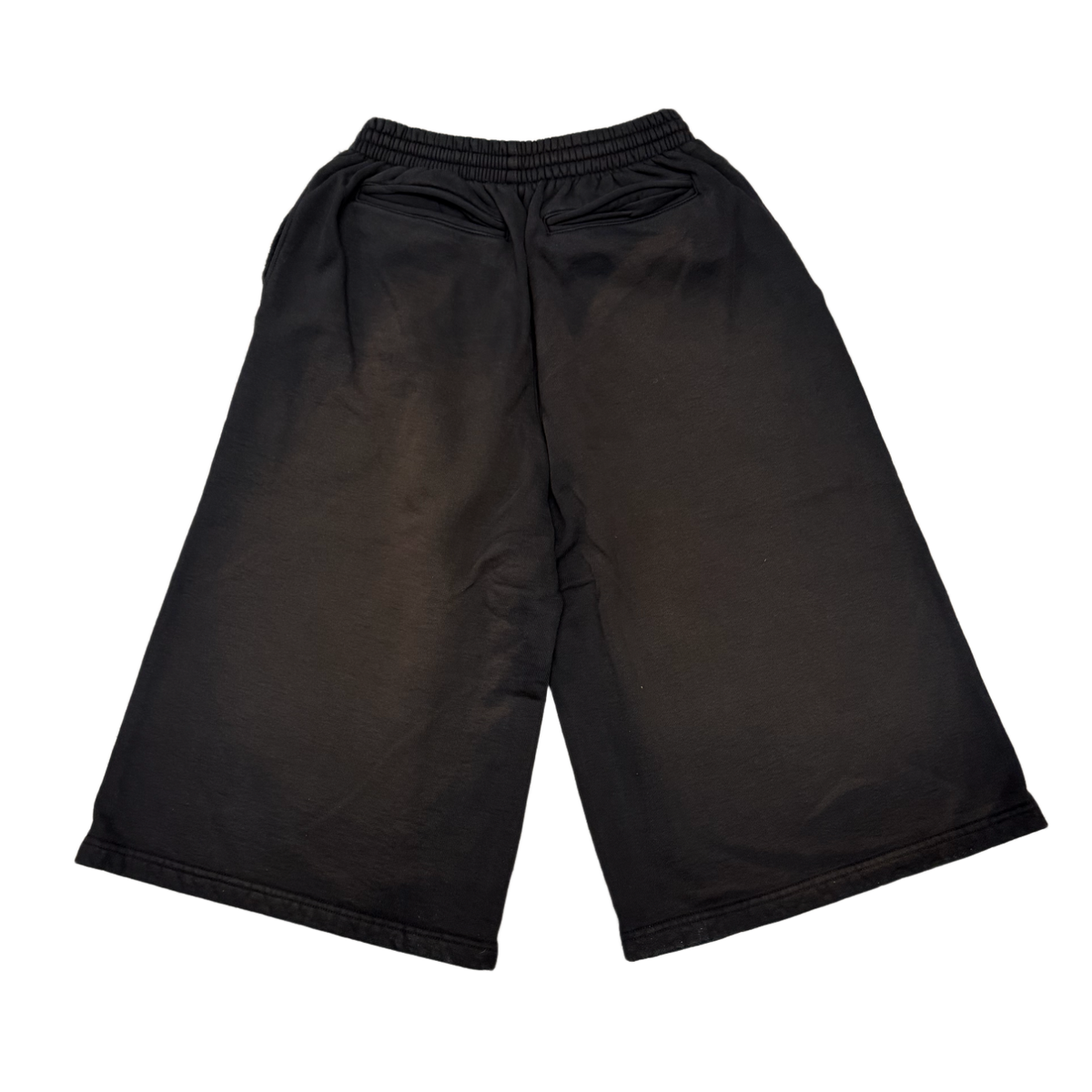 Gold+Vintage Gallery Raspberry Hills 'Berry' Sand Long Sweatshorts