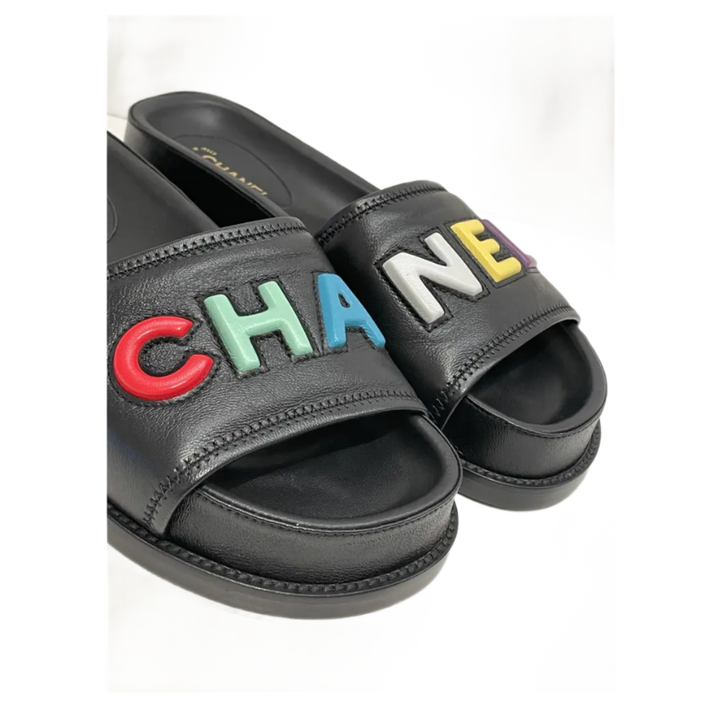 Chanel 22S &