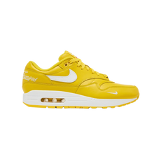Nike x Supreme 'Yellow' Air Max 1
