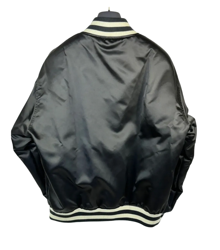 Louis Vuitton &