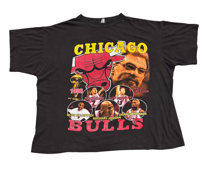 Chicago Bulls '1996 NBA Champions' Vintage Tee