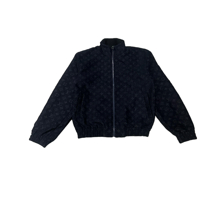 Louis Vuitton &
