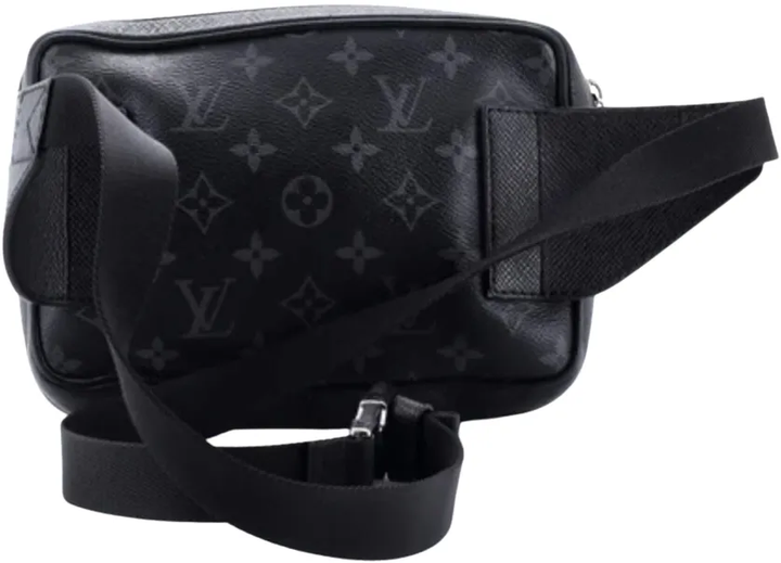 Louis Vuitton &