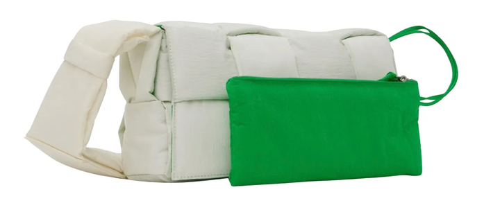 Bottega Veneta Classic &