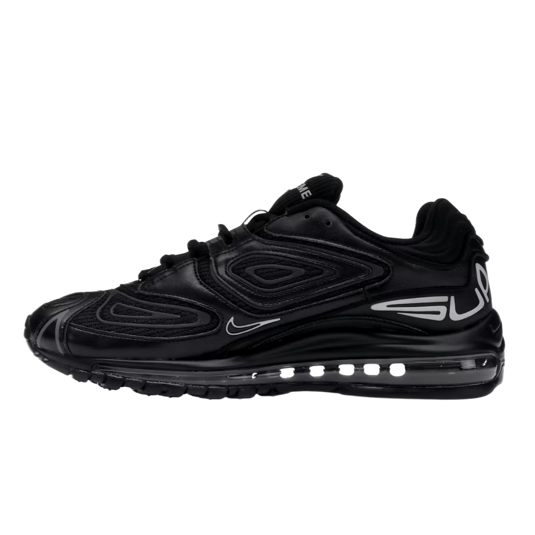 Nike x Supreme &
