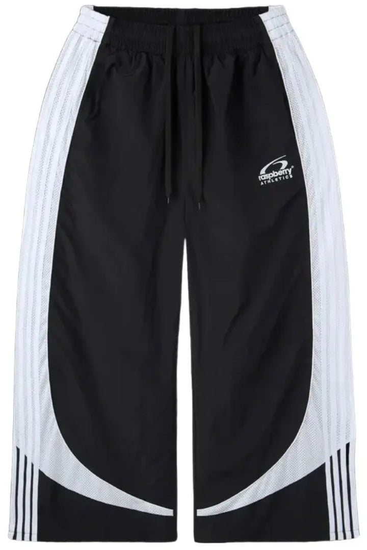 Gold + Vintage Gallery Raspberry Hills 'Tuxedo' Sweats