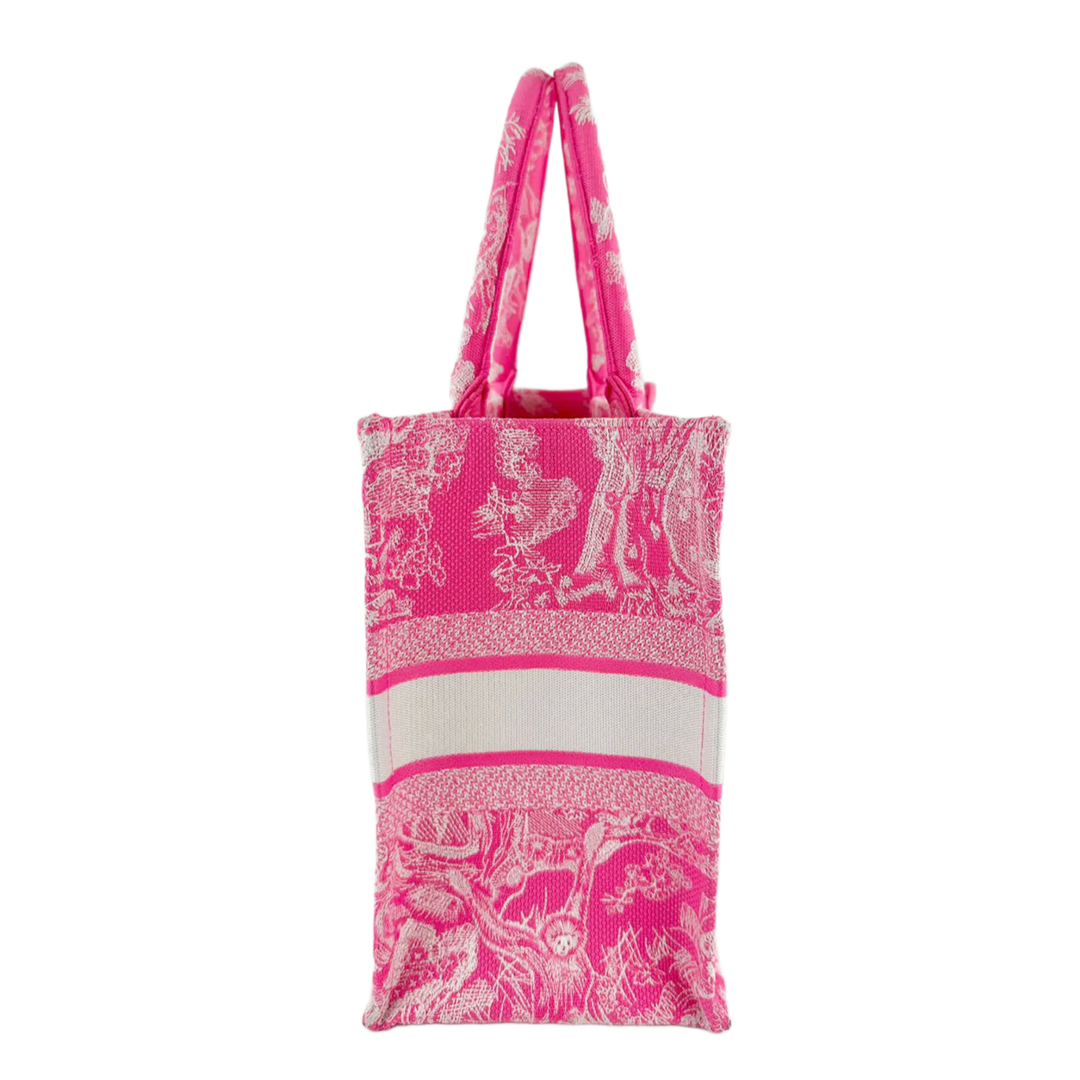 Christian Dior &