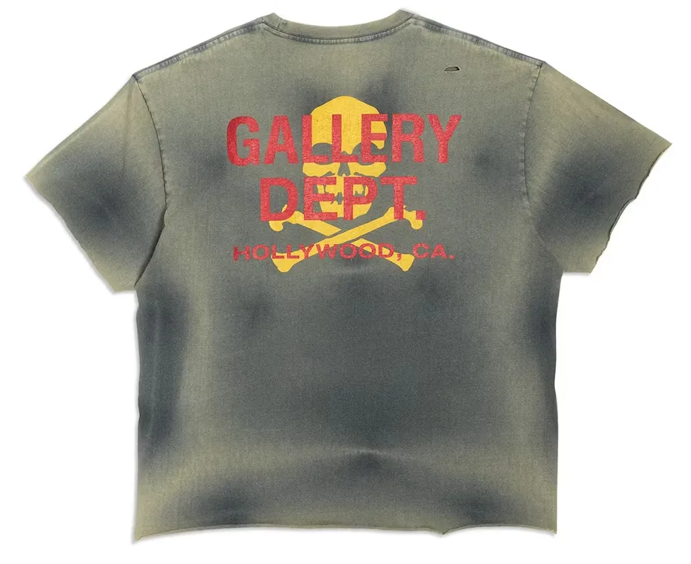 Gallery Dept 'Skull & Bones' Distressed Tee